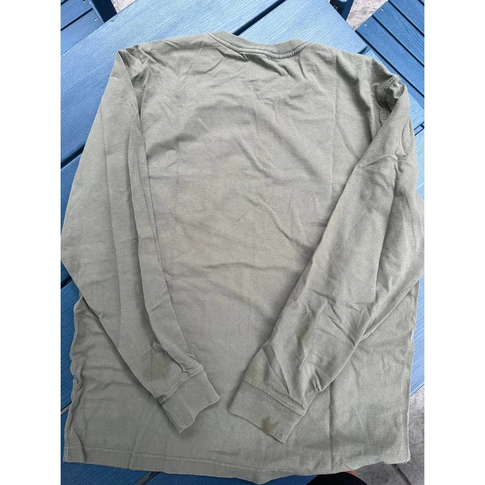Carhartt loose fit